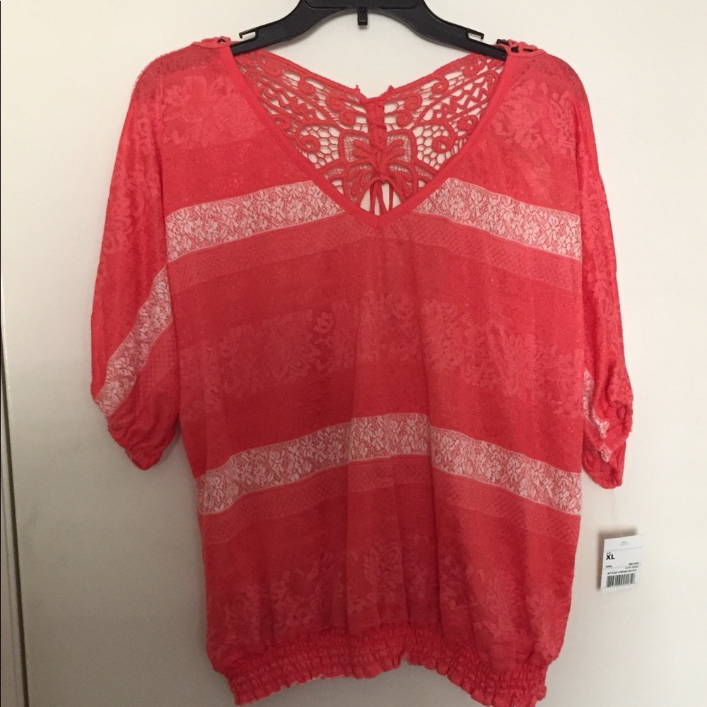 Beautiful top for work or a night out.